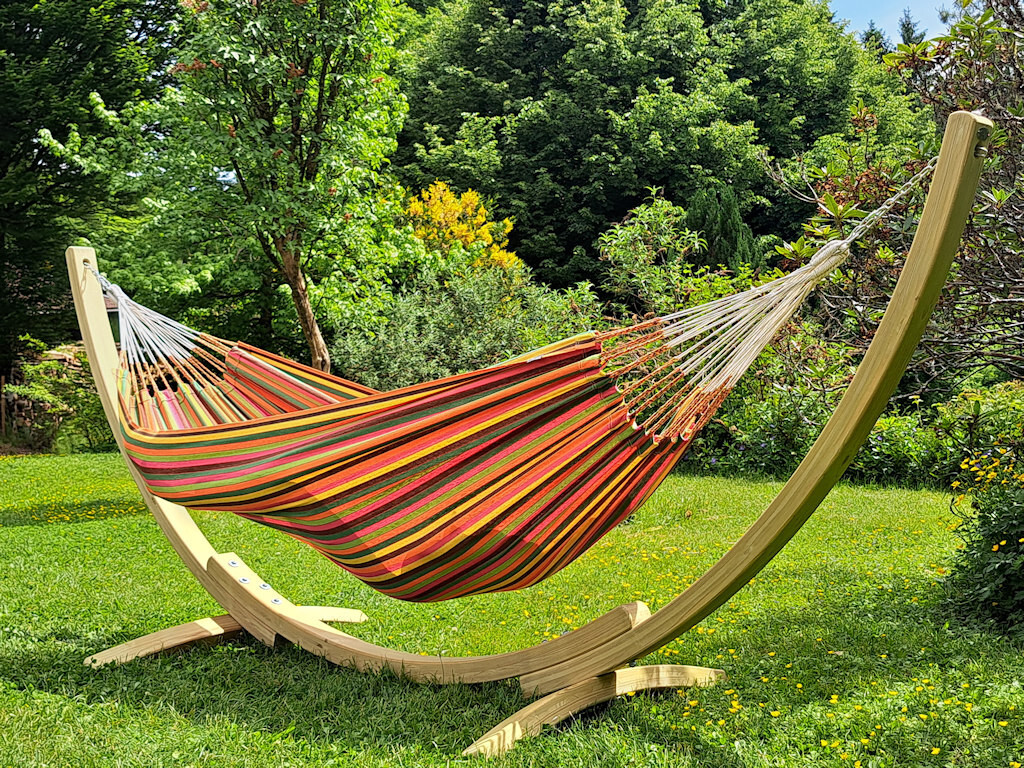 Hamac une place rose fabriqué en coton recyclé Chupete