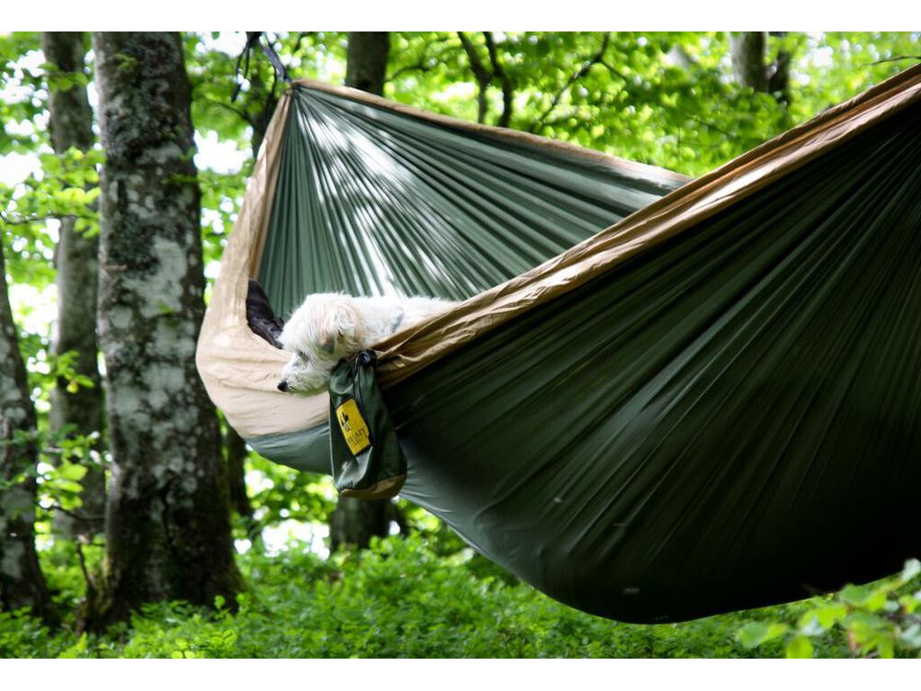 Hamac de voyage vert kaki simple Bee Lazy Camp pour l'aventure